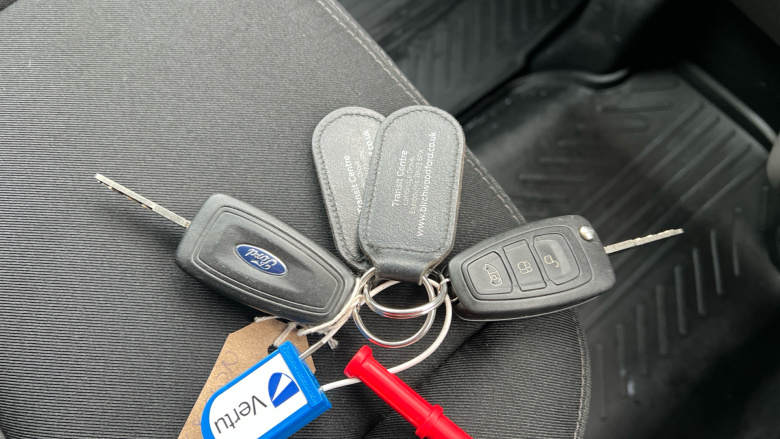 Ford Transit Custom 300 L1 Diesel Fwd 2.0 EcoBlue 130ps Low Roof Limited Van